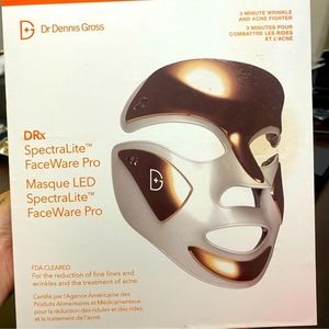 Dr. Dennis Gross SpectraLite FaceWare Pro